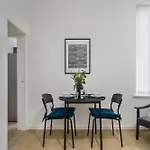 Kinsley House - Liverpool - 4 Bedroom Home