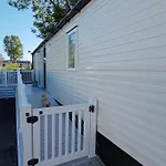 Comfortable Family Caravan In Weymouth