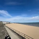 Stylish Seaview One-Bedroom Apt