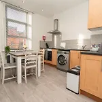 Stunning 2 Bedroom Apartment In Fleetwood