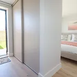 11 Ebbtide