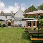 Hewitt'S Restaurant & Rooms