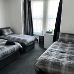 Apple Tree Lodge