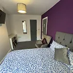 Ensuite Rooms Serviced Accommodation Close To Bae