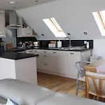 Apartment 19