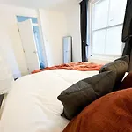 Stylish Westbrook Apartment