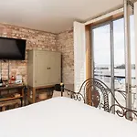 Rocksalt Rooms
