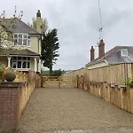 The Old Sea Captain'S House, Aberporth