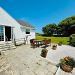 Tirnant- 3 Bed - Ground Floor Rooms -Dog Friendly