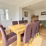 7 Porthilly View