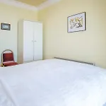 5 Belle Vue Court - 2 Bedroom Apartment - Tenby