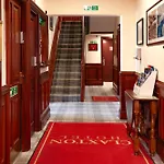 Claxton Hotel