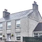 Bryn Derwen