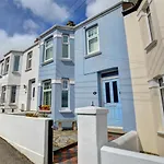 The Blue House 18 Glynn Road