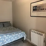 Armyn House Apartments, Your Coastal Escape In Falmouth