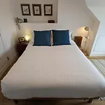 Bright, Modern Home In South Belfast