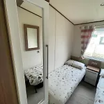 19Tw Lyons Robin Hood Rhyl