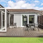 Roslen - Lovely Bungalow Near Beach And Village