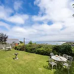 8 Fernhill