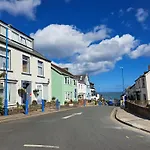 Harbourlight Guesthouse