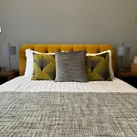 The Red Lion Hotel