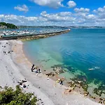 Captains Rest - 2 Bedroom Apartment In The Heart Of Brixham