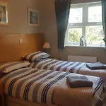 3 Bed Apartment Close To Bournemouth Beach