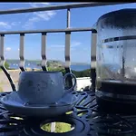 Beautiful Sea Front Cottage In The Ocean City
