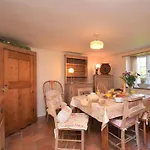 2 Bed In Shorwell Ic183