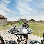 3 Bed In Beadnell Cn113