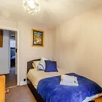 4 Bed In Brixham 82519