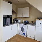 Rose Street 4 Bedroom