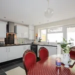42 Hyfrydle Road