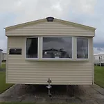 Kingfisher Horizon Iiii 8 Berth Close To Site Entrance
