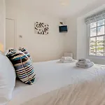 6 Bed In Polruan 75581