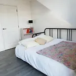 Belfast City Centre, Brilliant Light Apartment