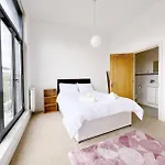 R3 Economical Seaside Hostel