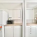 Bright Old Town City Centre Apartment