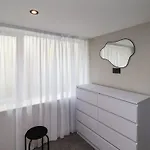 Apt 1 Hunter'S Quay