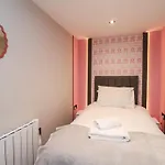 Apt 1 Hunter'S Quay