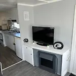 Colemans Caravans 3 Bedroom 6 Birth Caravan Golden Anchor Caravan Park