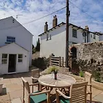 Backlands Farmhouse