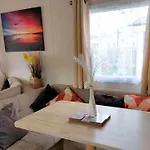 Forget-Me-Not Stays Holiday Caravan- 3 Bedrooms