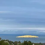 4 Ynys Fawr