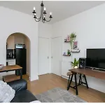 Stunning Modern One Bedroom Apartment