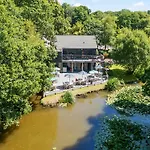 11 Lake View