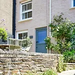 3 Bed In Polruan Pc009