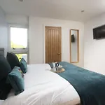 5 Sandy Lane Apartments, Carbis Bay