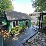 Aremo Garden House