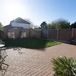 La Casita - Inside The Gates Of Frinton-On-Sea